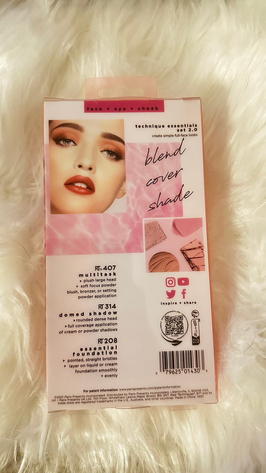 Real Techniques Brand New Makeup Brush Set In Box For Eyes Face And Cheeks