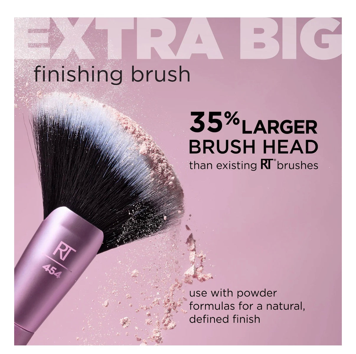 Real Techniques Extra Big Finishing Brush – Oversized Fan Makeup Brush