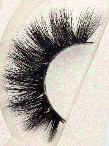 Queen Yaa Asantewaa Eyelashes
